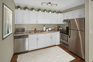 215 County Road B2 E, Little Canada, MN 55117