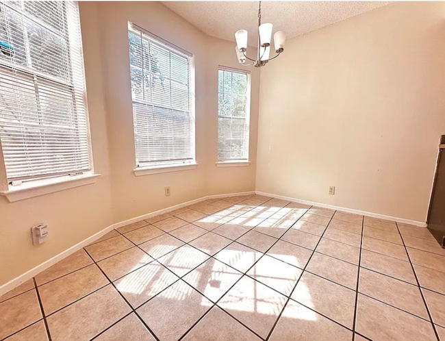 2004 Kirksey Dr unit D, Austin, TX 78741 - photo 4