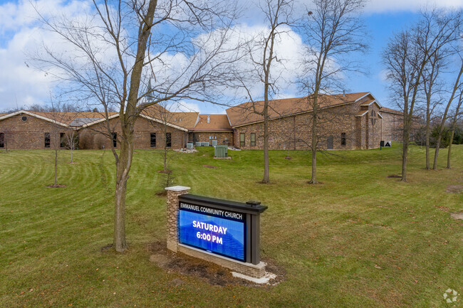 Fort Wayne's Emmanuel Christian School was formerly named Fort Wayne Christian So.