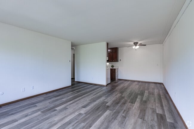 Colonial Terrace, West Saint Paul, MN 55118 - photo 2