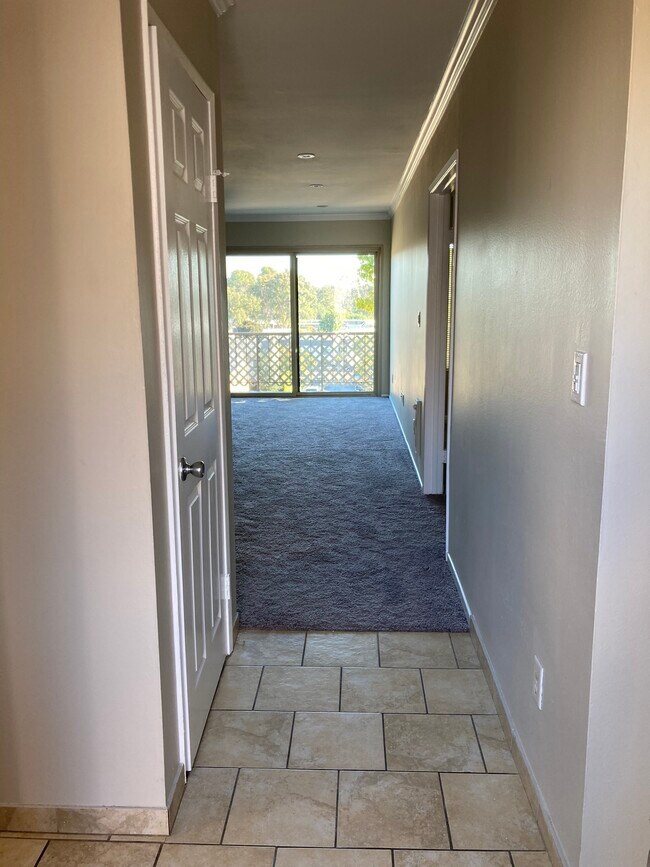 4198 Mount Alifan Plaza unit M, San Diego, CA 92111 - photo 4