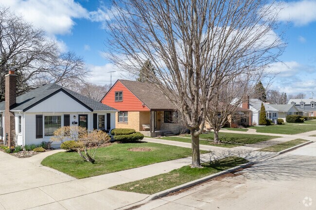 Wolff's Town includes Minimal Traditional, ranch, and Cape Cod style homes.