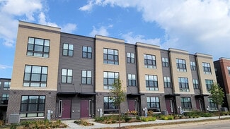 394 Summit Cir, Lombard, IL 60148