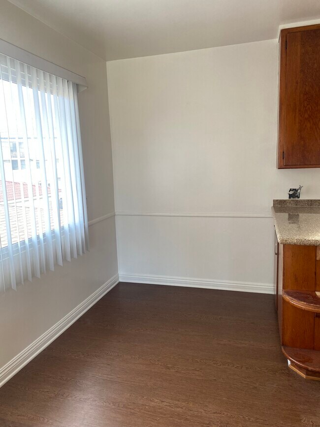 4380 W 136th St unit C, Hawthorne, CA 90250 - photo 5