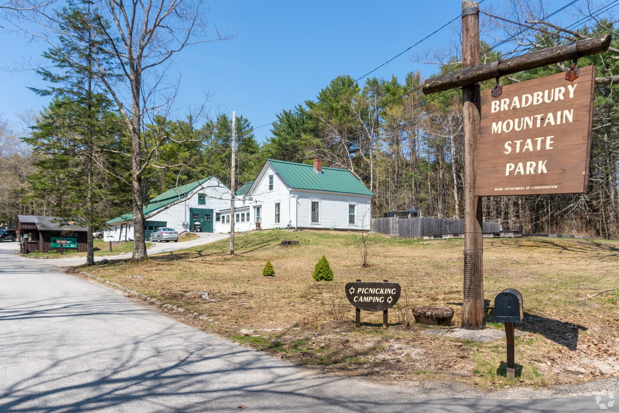 Entrance to Bradbury Mountain State Park.