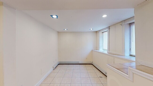 33 Walbridge St unit 19, Allston, MA 02134 - photo 2