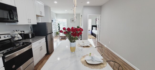 532 Cesar e Chavez Pkwy unit A, San Diego, CA 92113 - photo 6