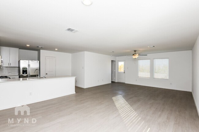 2725 Ctr Crk Ln, Fort Worth, TX 76108 - photo 7