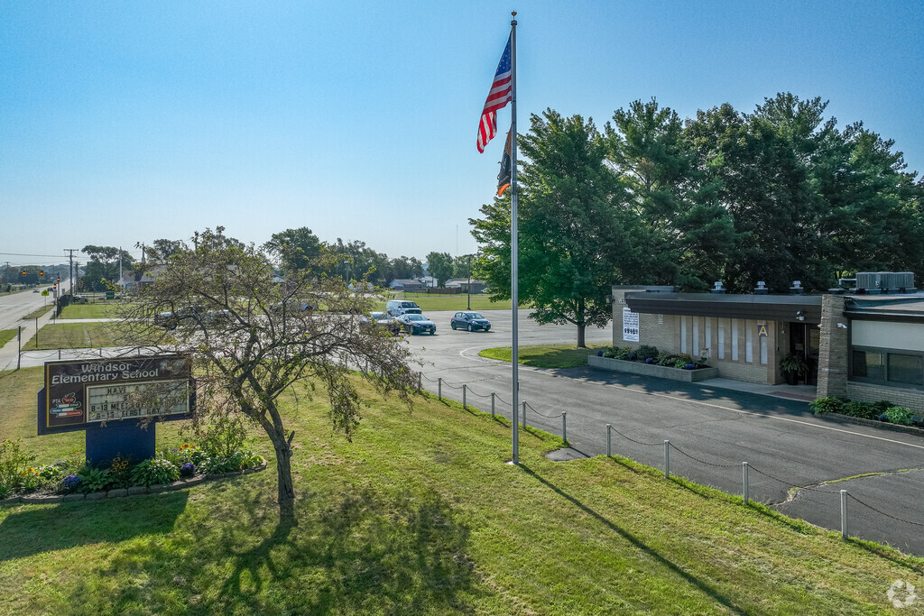 Windsor School