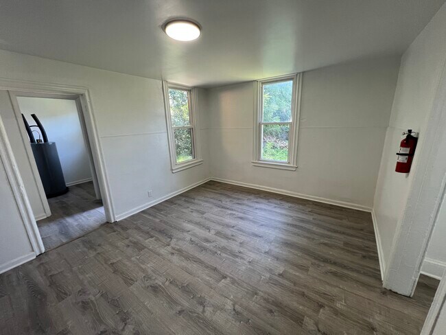 2921 W 6th St unit A, Chester, PA 19013 - photo 4