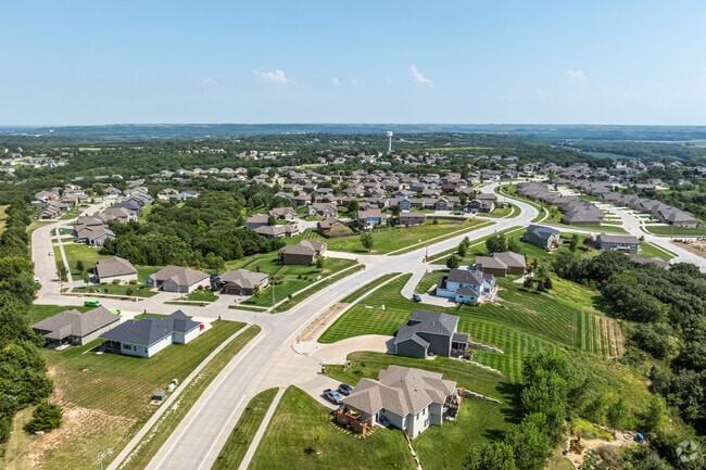 With rolling hills, beautiful homes and plenty to do, Amherst & Miller has everything you need.