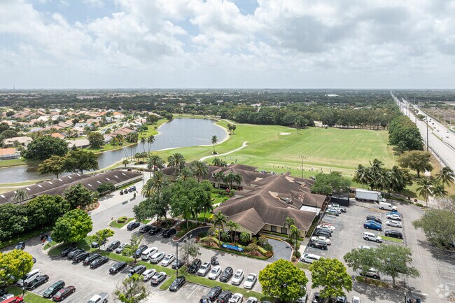 Westchester Country Club is a top public golf course in South Florida near Valencia Bay.