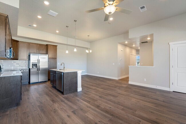 6809 Maple Leaf Dr unit 202, Timnath, CO 80547 - photo 4