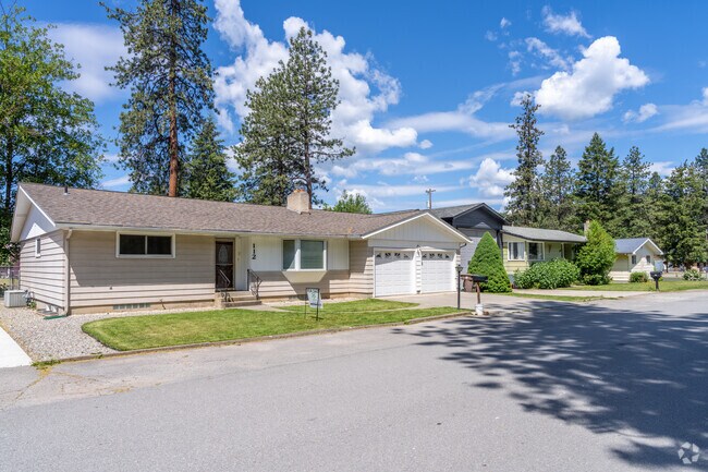 Homes in Pinehurst span a wide range of price ranges.