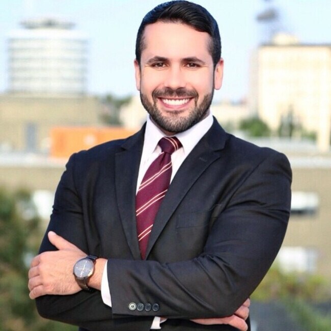 Agent Photo