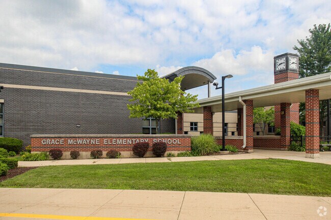 Grace McWayne Elementary School is a highly rated, public school located in Batavia, IL.