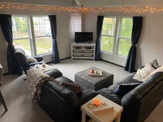 623 S Lucas St Unit 625, Iowa City, IA 52240