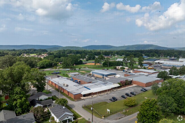 Full campus of New Hope Elementary School in New Hope Alabama.