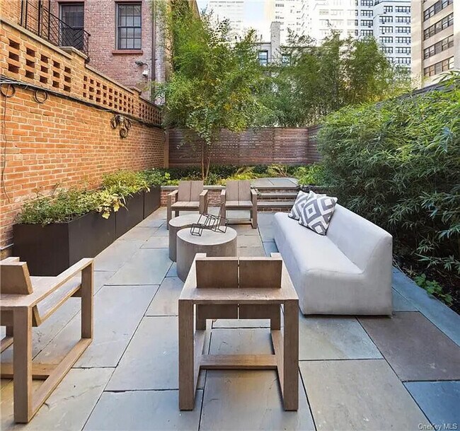 543 3rd Ave unit ID1058845P, New York, NY 10016 - photo 3