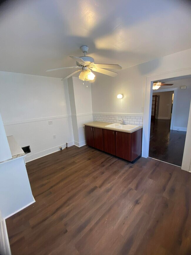 2420 Plum St unit 2420 Plum, Erie, PA 16502 - photo 6