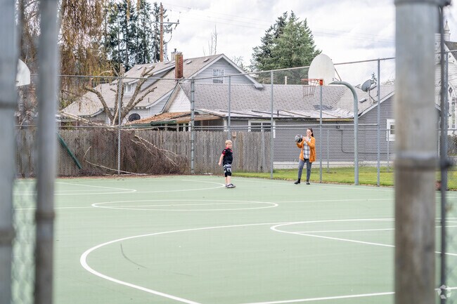 Families can play a fun game of basketball at Harry Holt Memorial Park in Creswell.