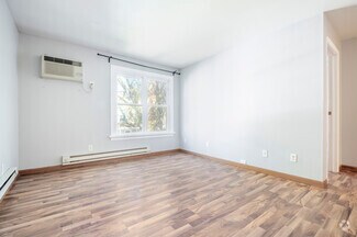 512 W Wilson St, Madison, WI 53703