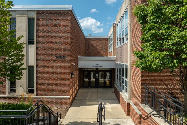 Sheridan Elementary School serves the community of Downtown Bloomington.