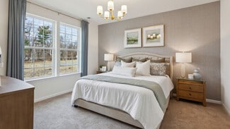 128 Delhaas Cir, Bristol, PA 19007