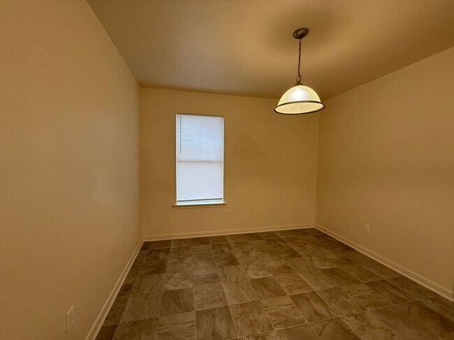 406 Brittney Way unit D, Harker Heights, TX 76548 - photo 6