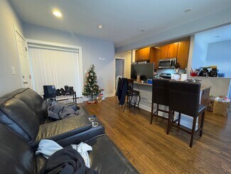 4228 N Whipple St Unit 1S, Chicago, IL 60618