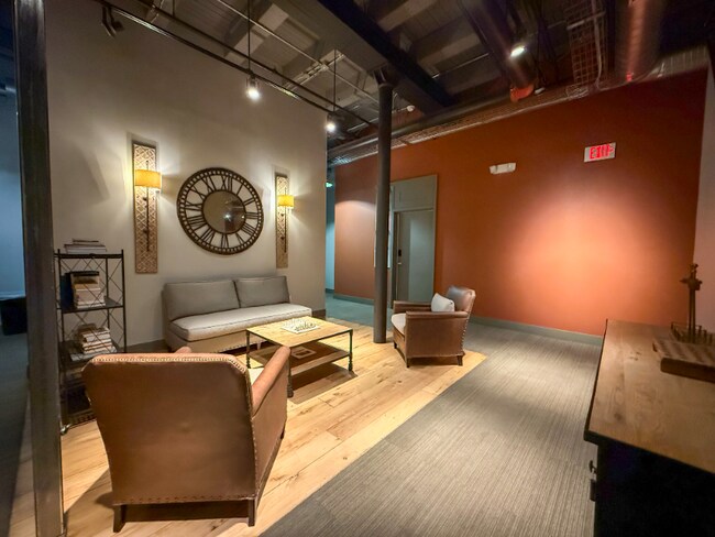 570 S Front St unit 212, Columbus, OH 43215 - photo 3