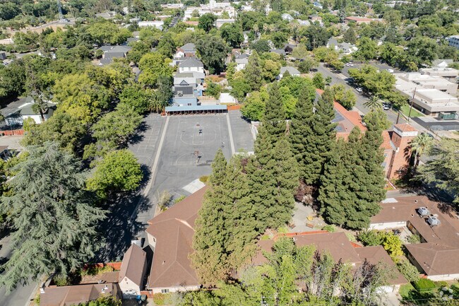 St. Thomas School serves students in grades K-8.