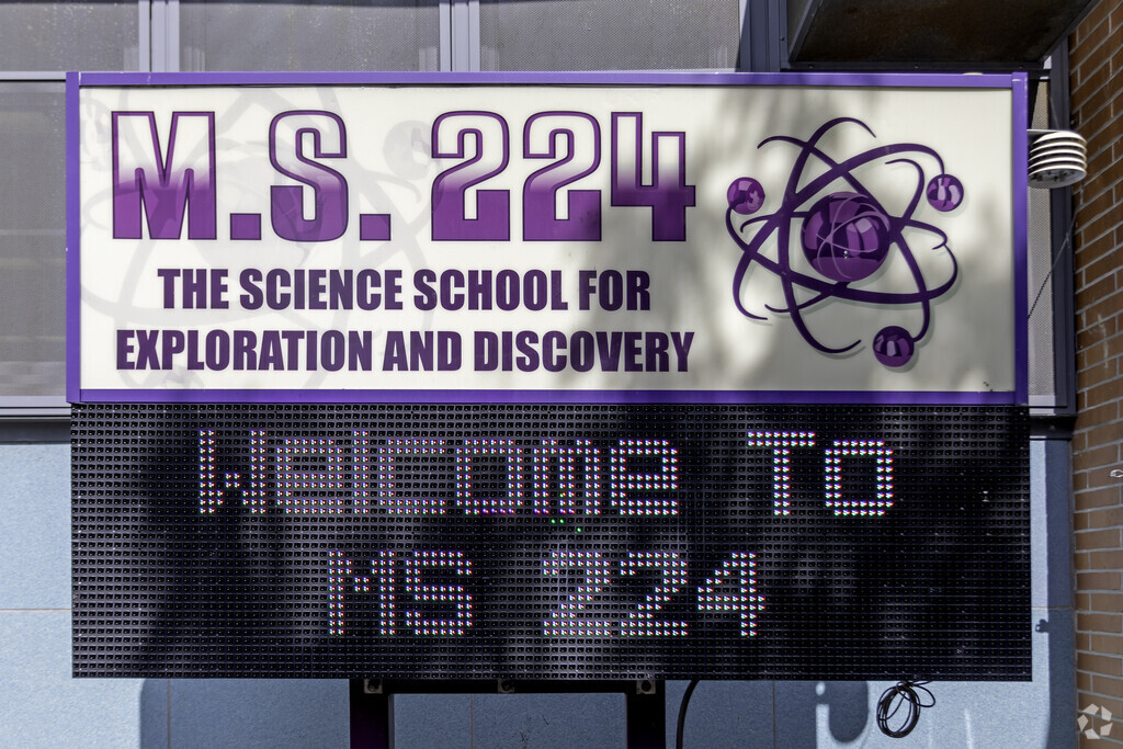 PS/IS 224 The science school for exploration and discovery.