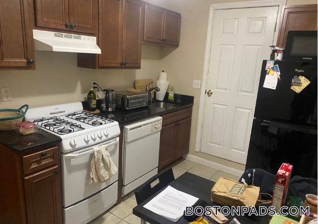 28 Fleet St unit 9, Boston, MA 02113 - photo 5