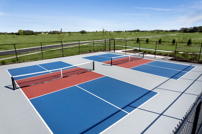There's plenty of ways for the whole family to stay active at Prairie Ridge! Head to the pickleball courts, playgrounds, or take a stroll on the community walking paths.