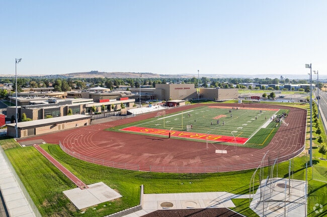 Kamiakin High School in Kennewick, WA received a B score and accepts Hansen Park students.