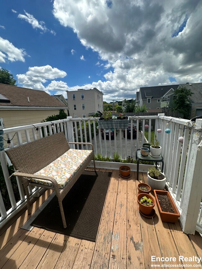 5 Clyde St unit 1, Somerville, MA 02145 - photo 7