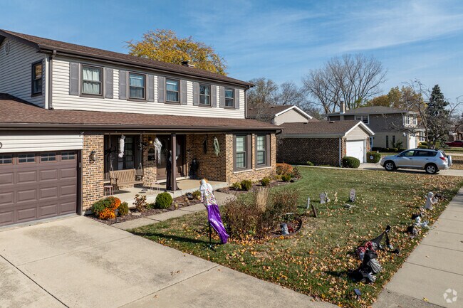 With two subdivisions, Ivy Hill homes come in a variety of shapes and styles.