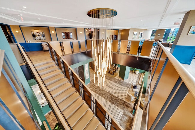 Vermeer, Washington, DC 20024 - photo 6