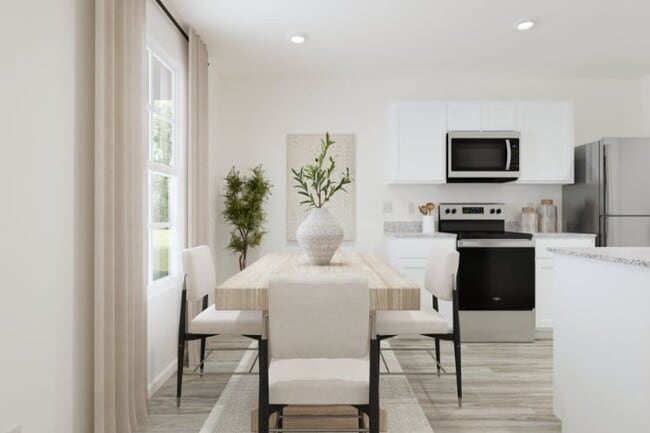 2067 Rockford Dr, Chipley, FL 32428 - photo 4