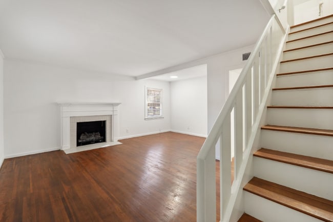 2614 Gould St, Winston Salem, NC 27103 - photo 5