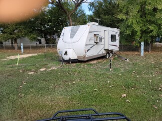 446 Co Rd 90b, Gonzales, TX 78629