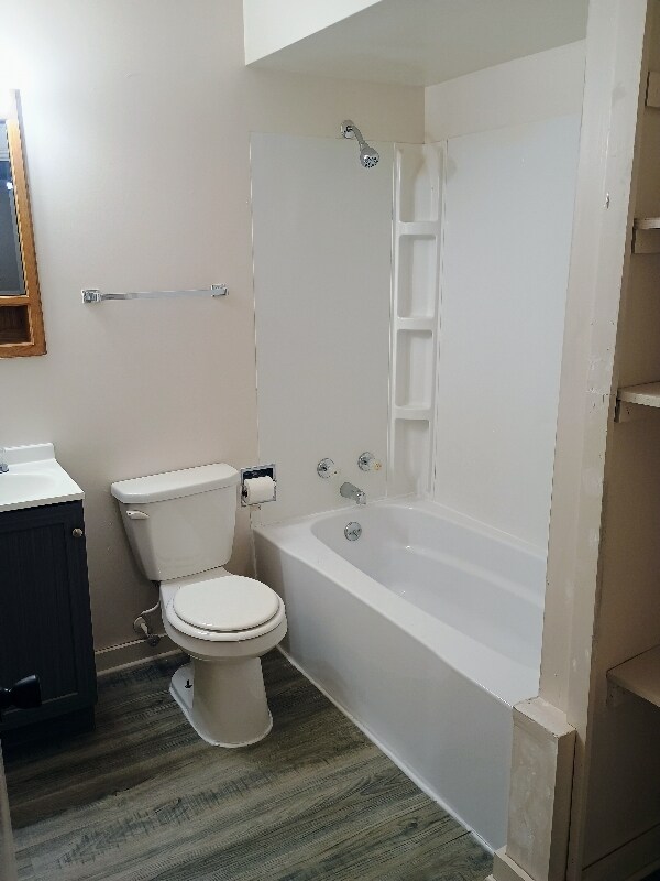 1325 9th St S unit 1325 9th St S Apt 1, Virginia, MN 55792 - photo 6