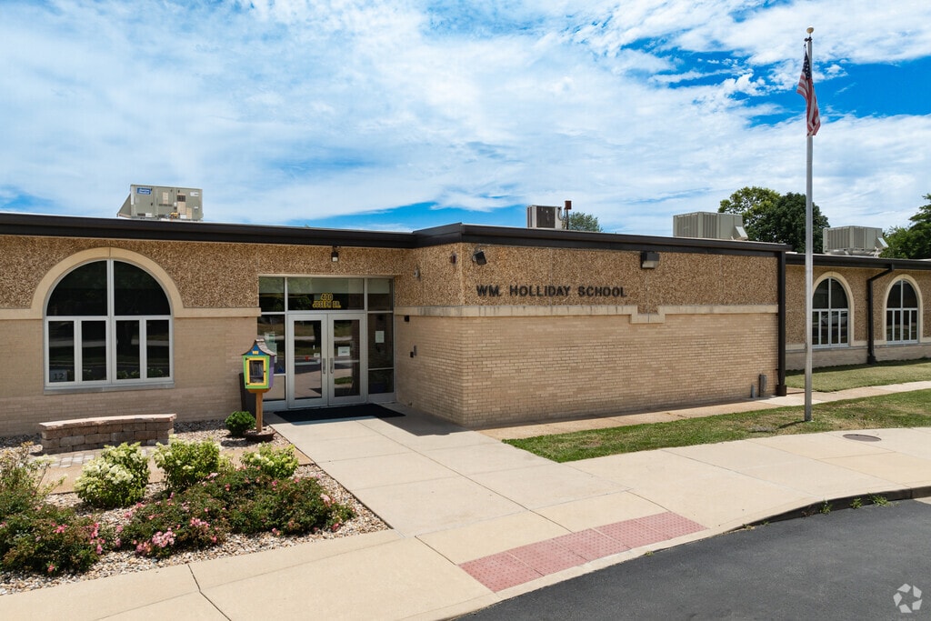 William Holliday Elementary School offers a nurturing learning environment.