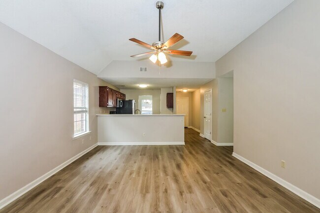 7558 Fox Hunt Dr E, Olive Branch, MS 38654 - photo 6