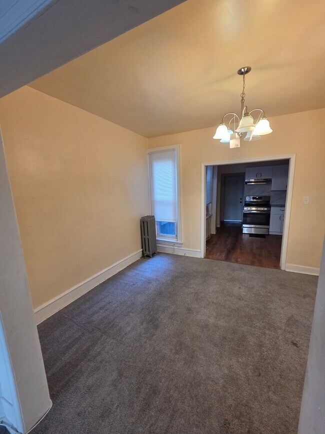 156 W Albanus St, Philadelphia, PA 19120 - photo 2