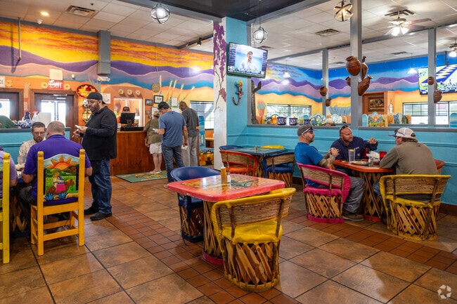 There are several nearby Mexican restaurants in Sungate.