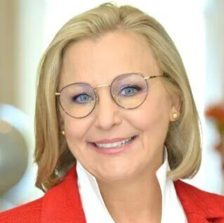 Teri Stucki