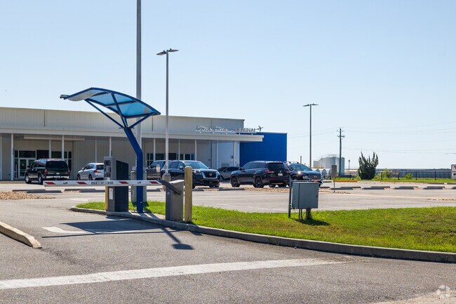 Mobile International Airport is outside the Melrose neighborhood, but near enough to commute.