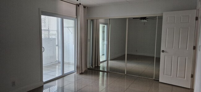 2100 Springdale Blvd unit 112, Palm Springs, FL 33461 - photo 5